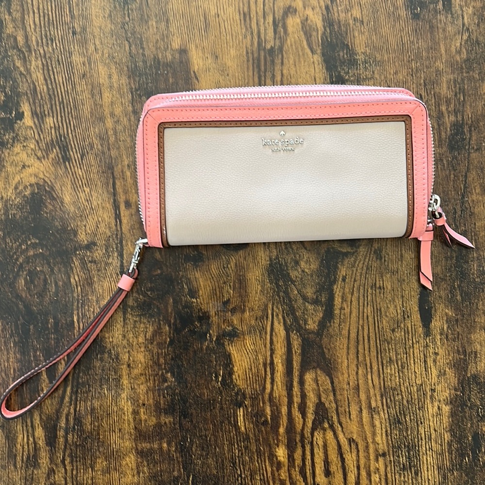 Kate Spade Wristlet